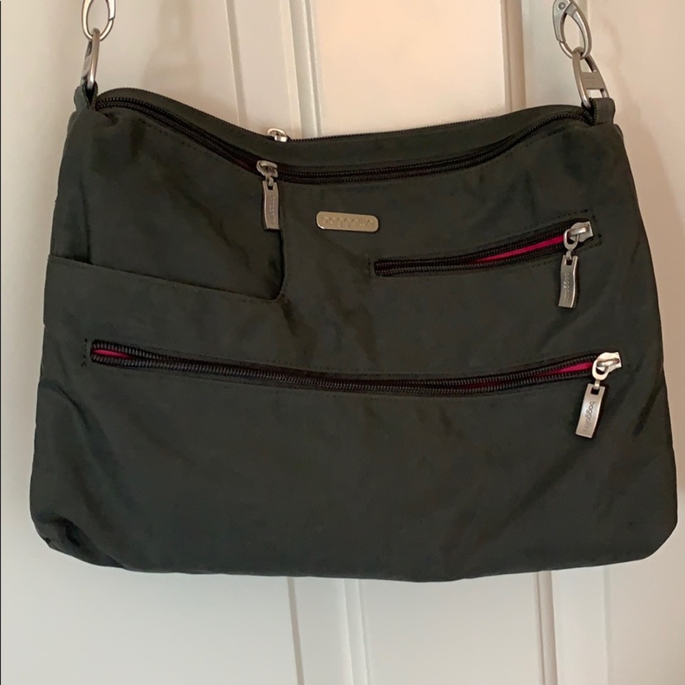 Baggallini charcoal pink shoulder bag